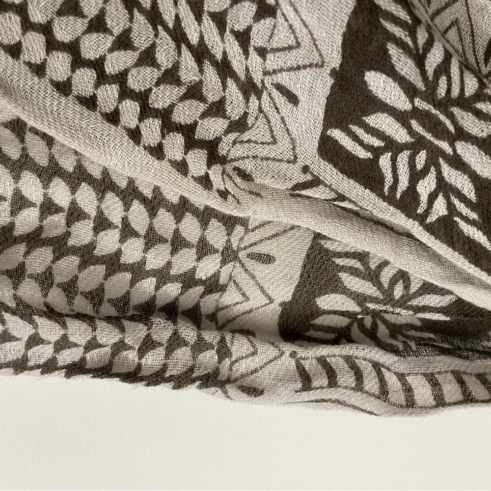 N/A scarf large